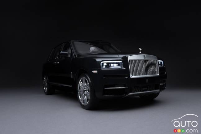 Scale model of the Rolls-Royce Cullinan, front end